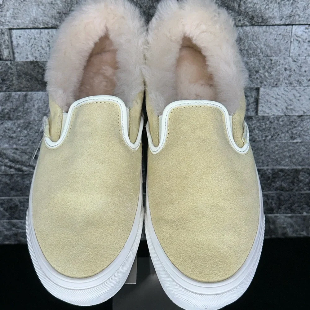 Vans Classic Slip On LX ‘Pampas’ - M10.5/W12